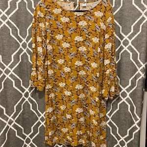 Long sleeve dress size L